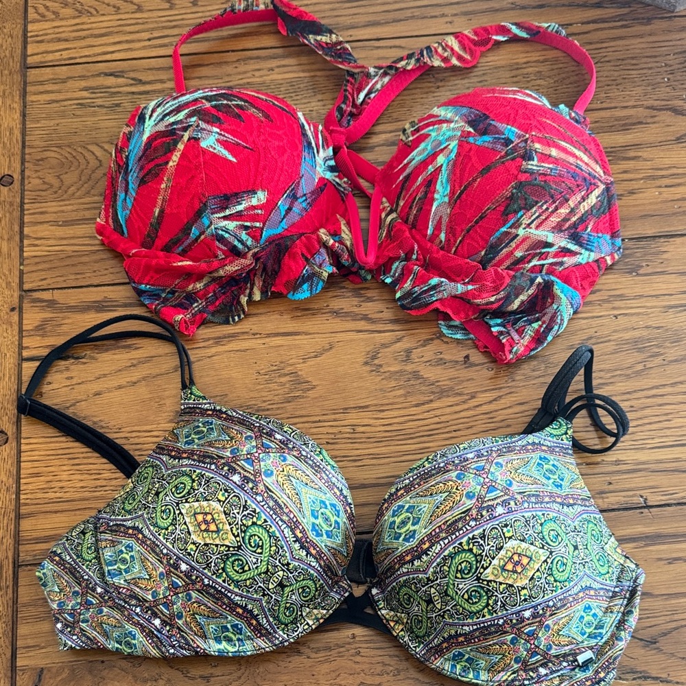 Tropical Red Printed Push-Up Bikini Top & Green Paisley Push-Up Top